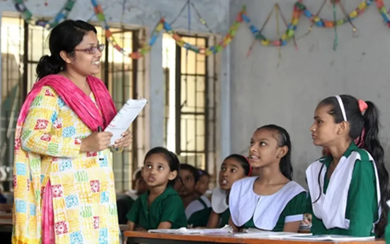 প্রাথমিকের সহকারী শিক্ষক নিয়োগে বড় বিজ্ঞপ্তি, দেখে নিন আবেদনের শর্ত